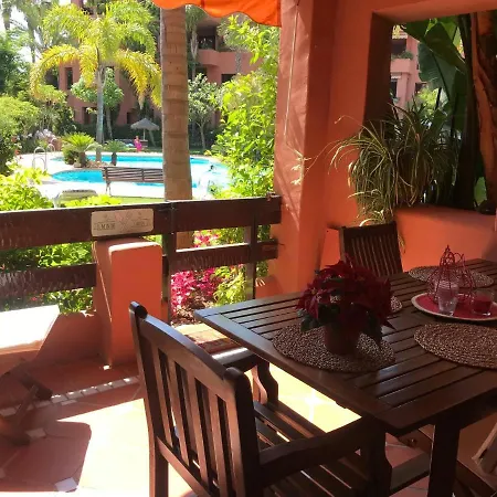 5* Luxe Beach Apartment *