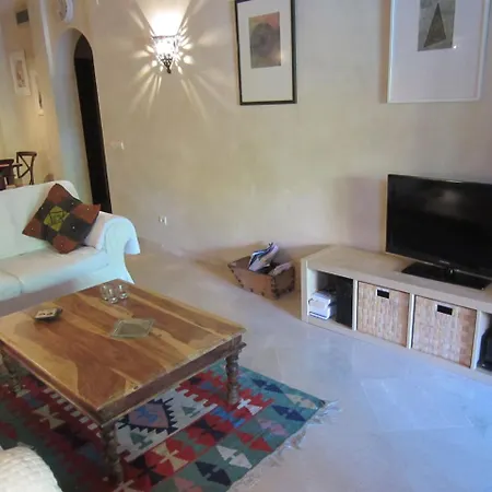 5* Luxe Beach Apartment Marbella
